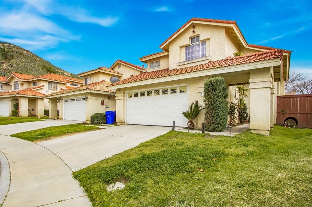 11789 Malagon Dr, Fontana, CA 92337
