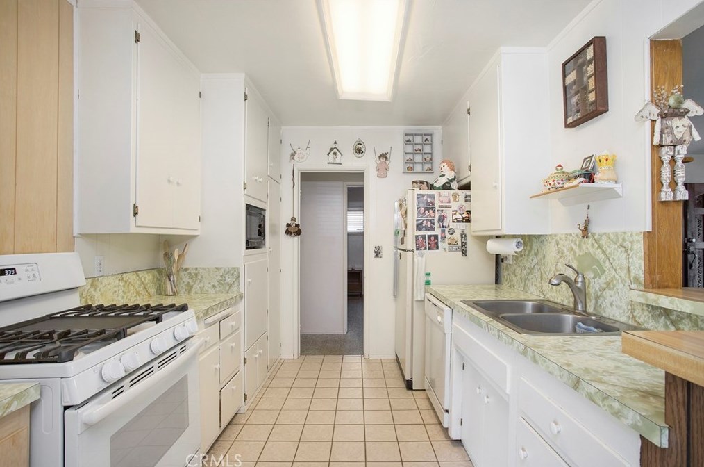 3019 Fernheath Ln, Costa Mesa, CA 92626