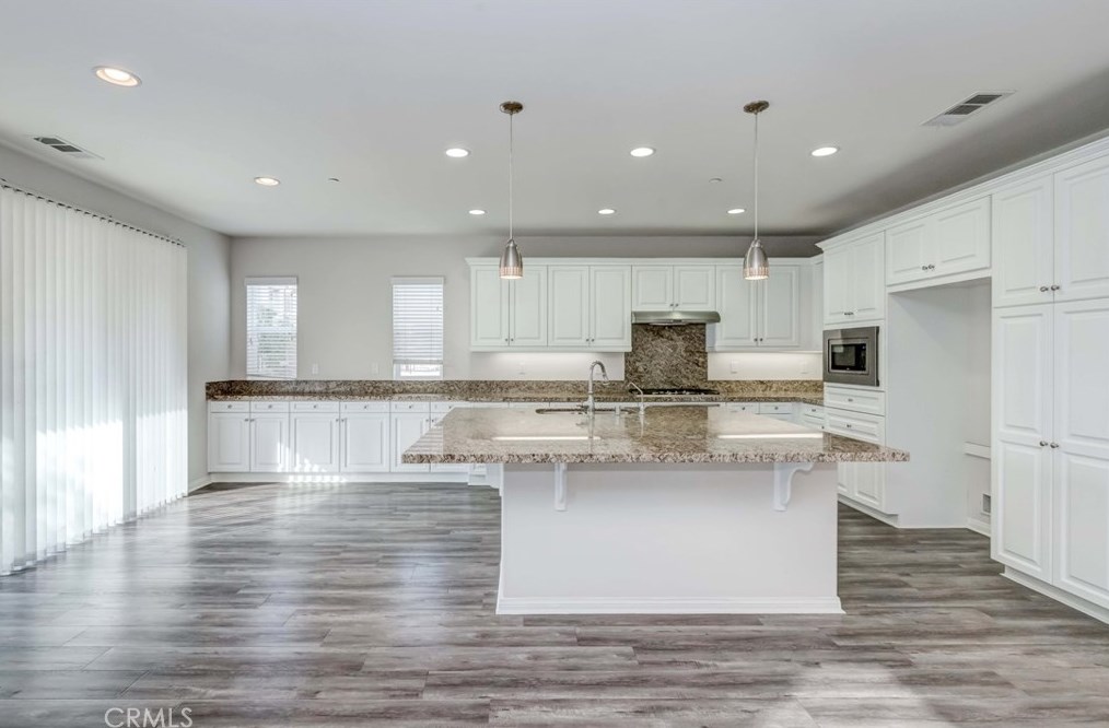 1132 Gardiner Ln, Fullerton, CA 92833