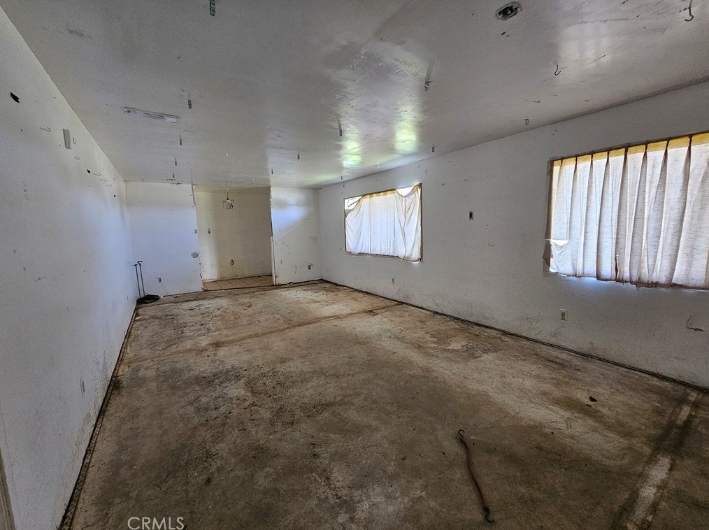 20185 Markham St, Perris CA  92570-7956 exterior