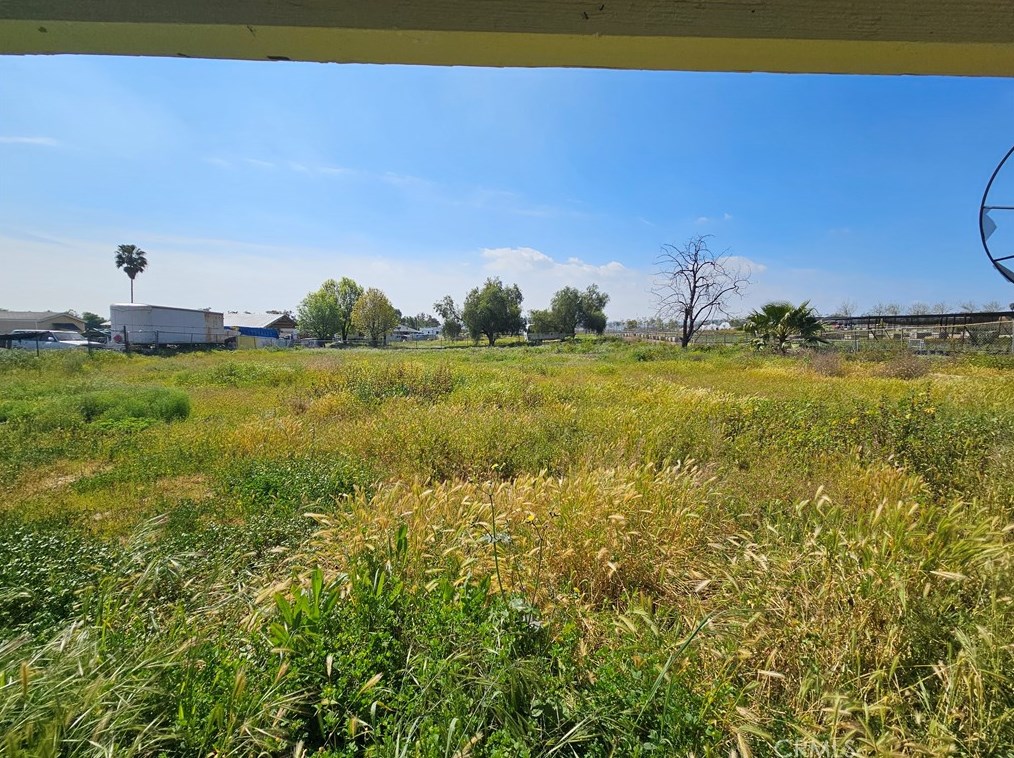 20185 Markham St, Perris CA  92570-7956 exterior