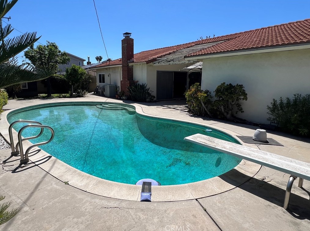5102 Mckenzie Dr, Placentia, CA 92870-3205