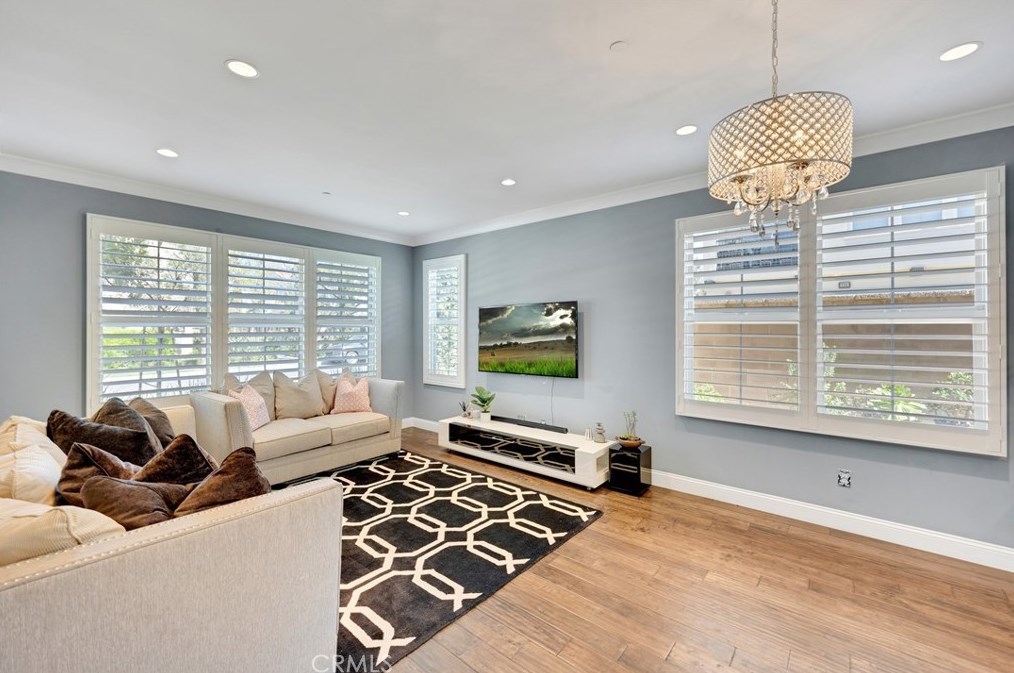 210 Overbrook, Irvine CA  92620-2169 exterior