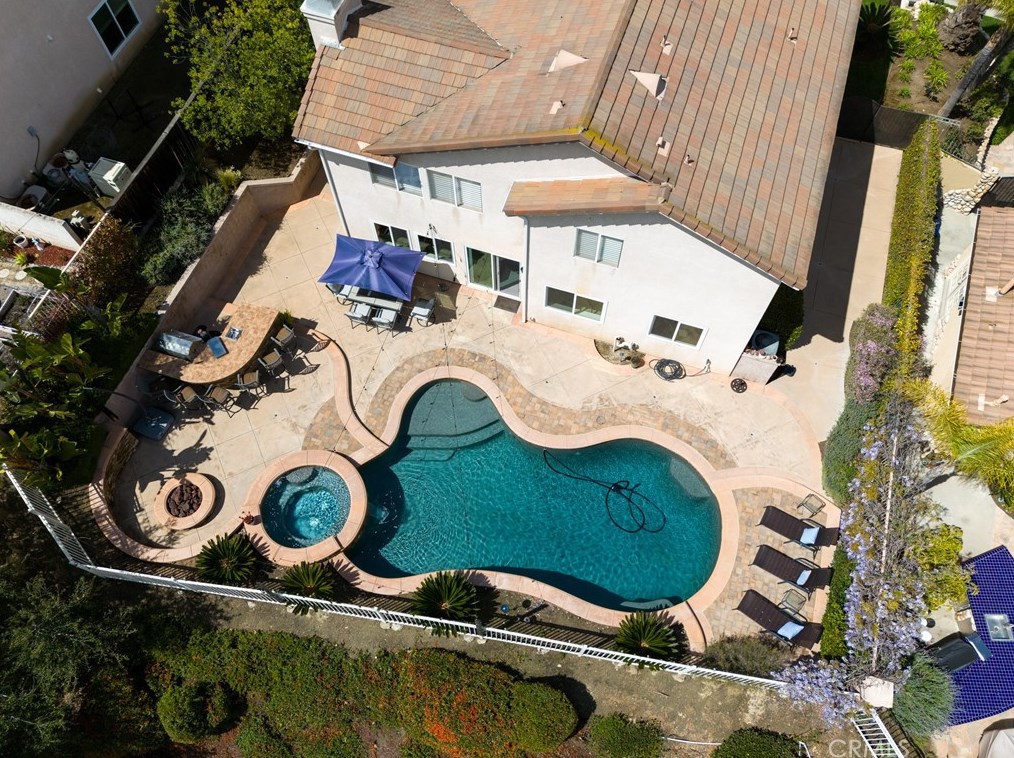 10 Via Babera, Trabuco Canyon, CA 92688