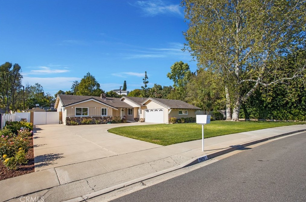 2629 E El Sereno Dr, Orange, CA 92867