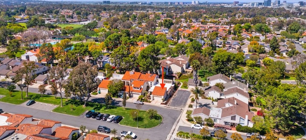 12 Redwood Tree Ln, Irvine CA  92612-2226 exterior