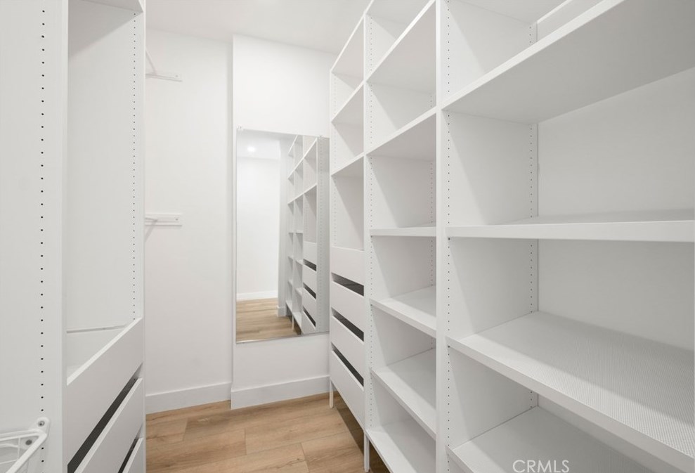 12 Redwood Tree Ln, Irvine CA  92612-2226 exterior