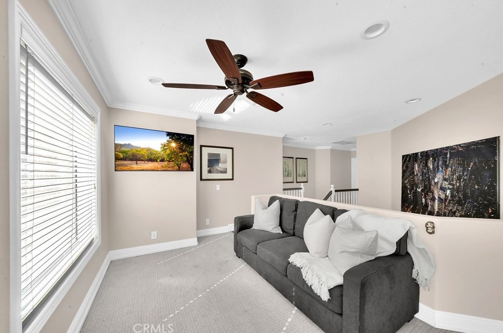 11 Sundown Dr, Trabuco Canyon CA  92679-5300 exterior