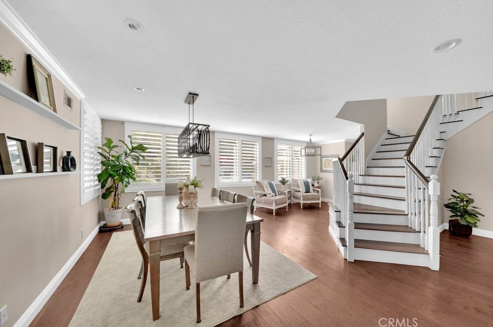 11 Sundown Dr, Trabuco Canyon CA  92679-5300 exterior