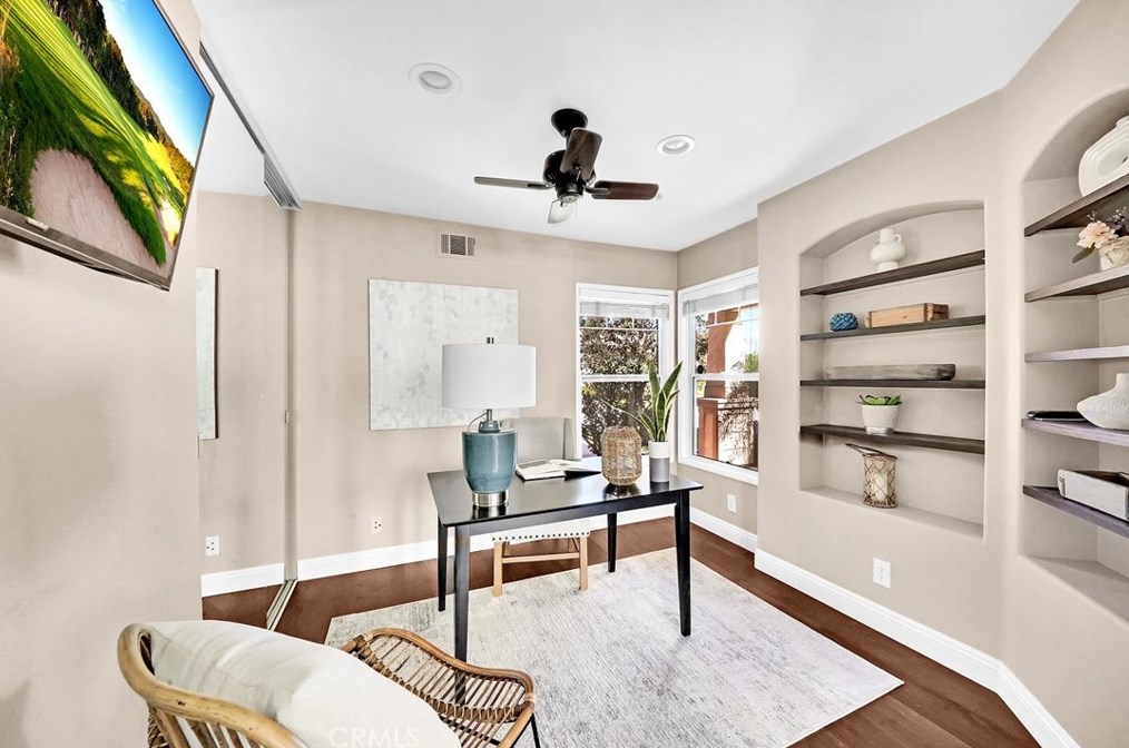 11 Sundown Dr, Trabuco Canyon CA  92679-5300 exterior