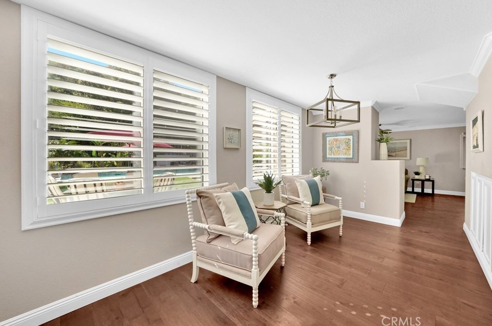 11 Sundown Dr, Trabuco Canyon CA  92679-5300 exterior