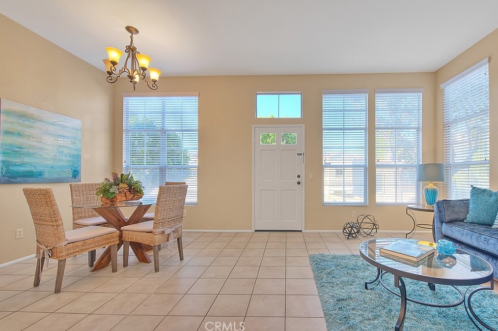 8027 Naples Ln, Anaheim CA  92808-2436 exterior