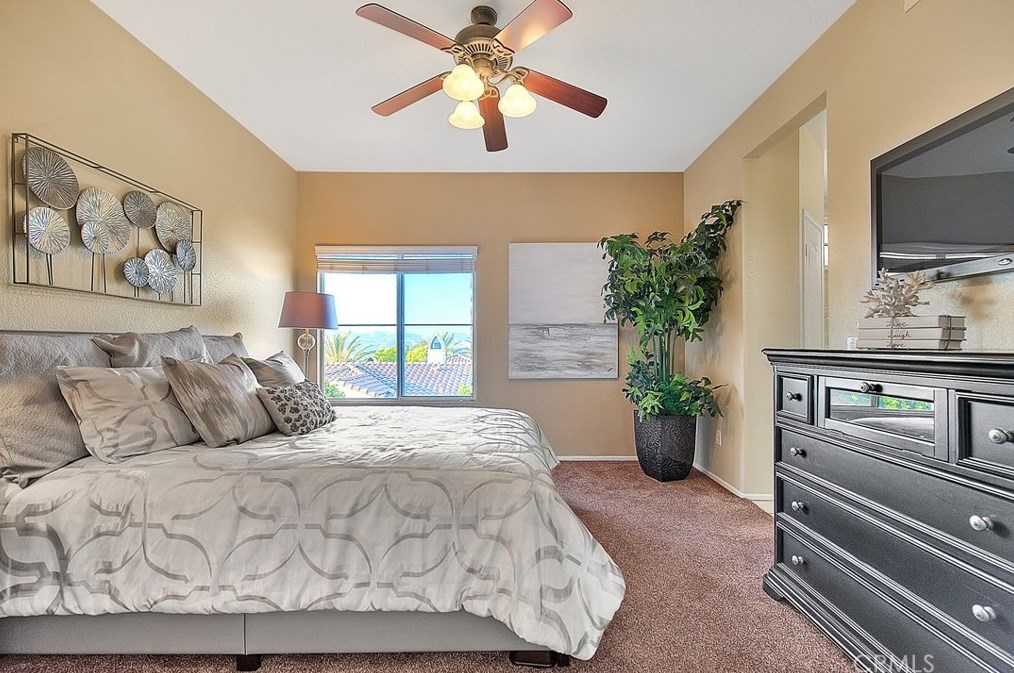 8027 Naples Ln, Anaheim CA  92808-2436 exterior