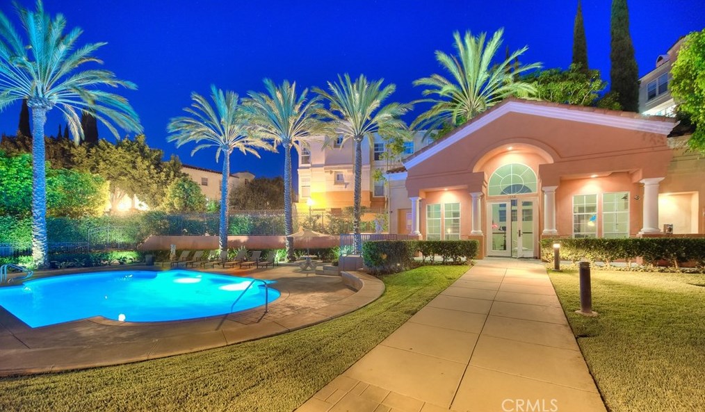 8027 Naples Ln, Anaheim CA  92808-2436 exterior