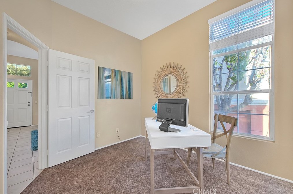 8027 Naples Ln, Anaheim CA  92808-2436 exterior