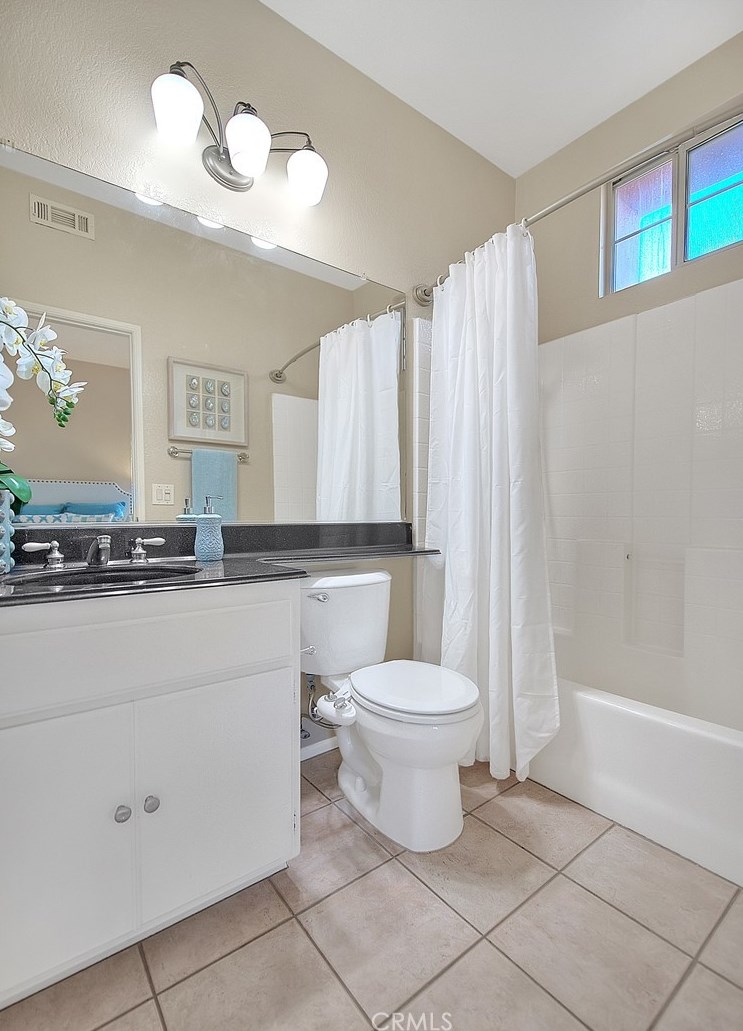 8027 Naples Ln, Anaheim CA  92808-2436 exterior