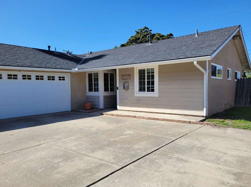 1325 W Locust Ave, Lompoc, CA 93436