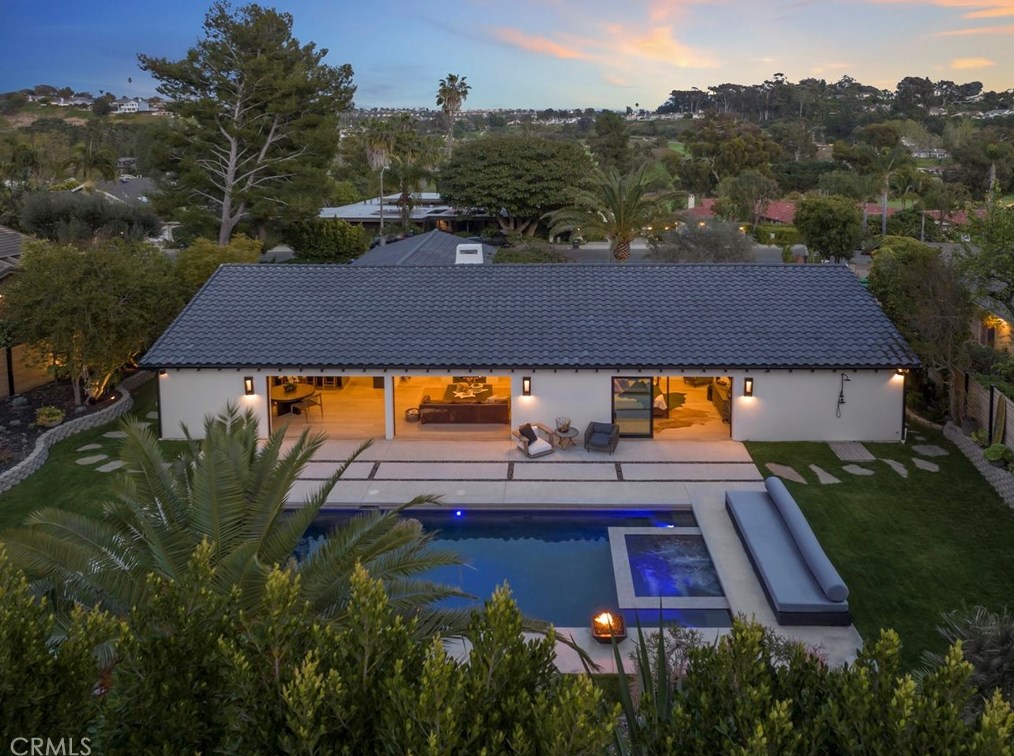 30511 Paseo Del Valle, Laguna Beach CA  92677-2314 exterior