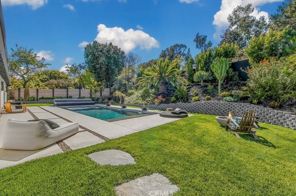 30511 Paseo Del Valle, Laguna Beach CA  92677-2314 exterior
