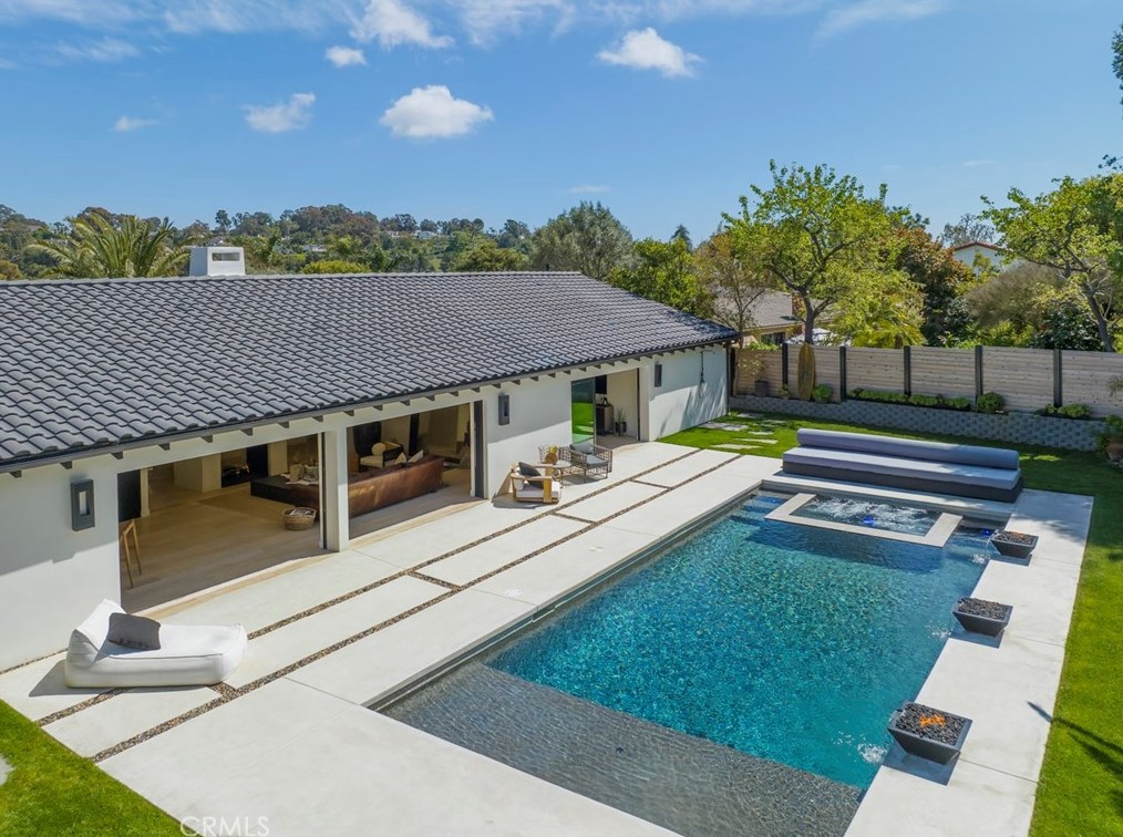 30511 Paseo Del Valle, Laguna Beach CA  92677-2314 exterior