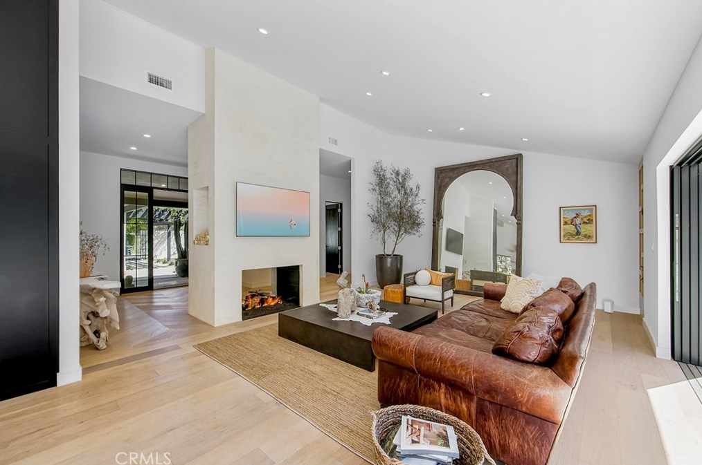 30511 Paseo Del Valle, Laguna Beach CA  92677-2314 exterior