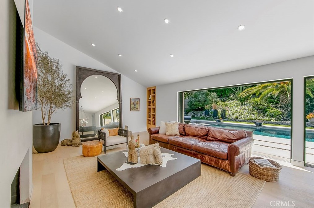 30511 Paseo Del Valle, Laguna Beach CA  92677-2314 exterior