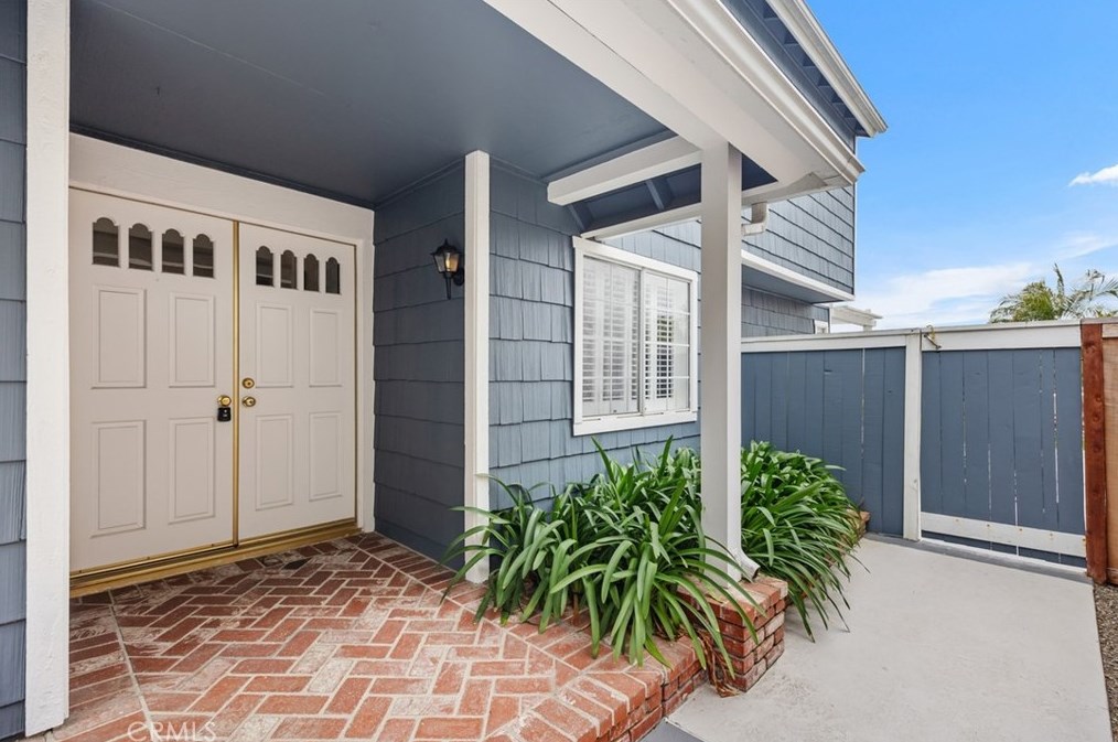 31 Ticknor Pl, Laguna Beach, CA 92677-4133