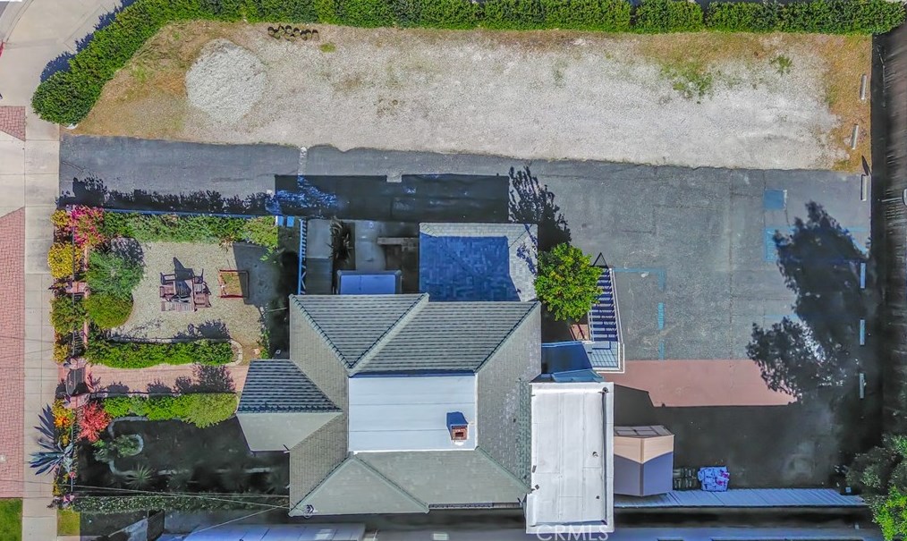 1108 5th St, Santa Ana CA  92703-3802 exterior