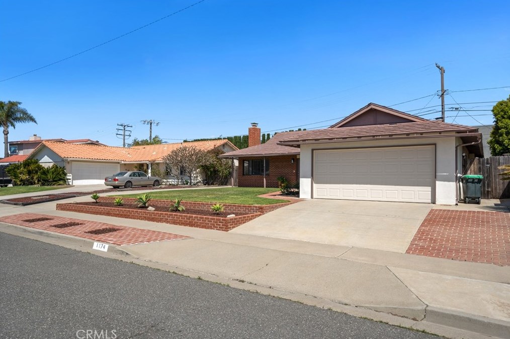 1174 Gleneagles Terrace, Costa Mesa, CA 92627