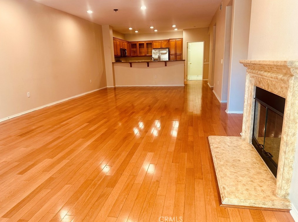 366 Quail Cyn, Irvine CA  92603-3992 exterior