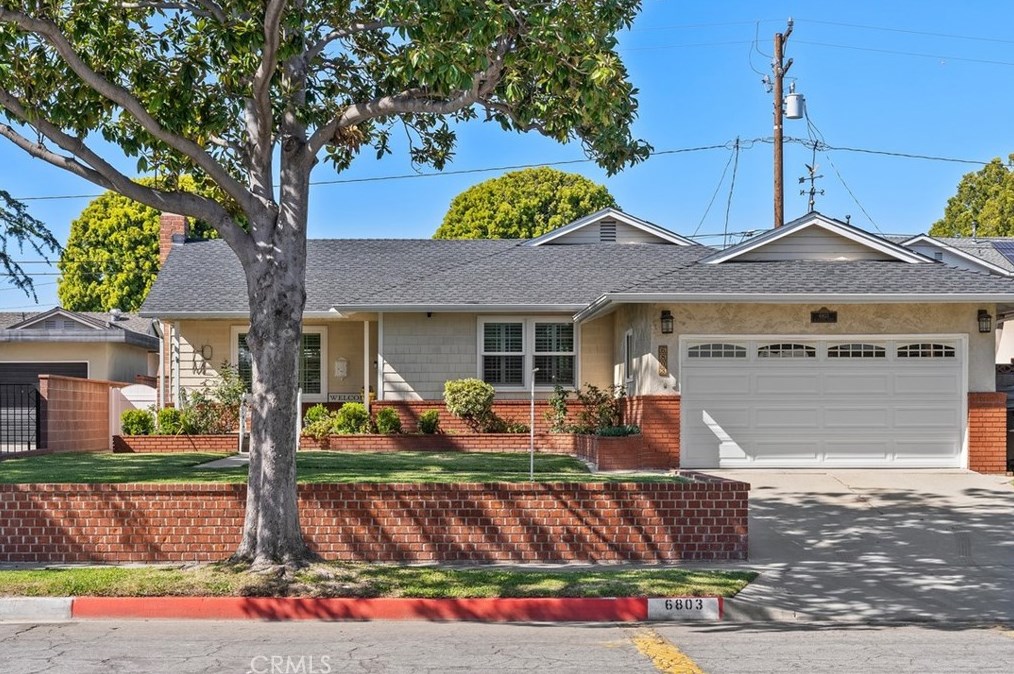 6803 Killdee St, Long Beach, CA 90808-4123