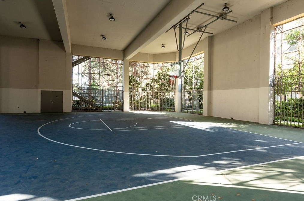 1352 Scholarship, Irvine CA  92612-5686 exterior
