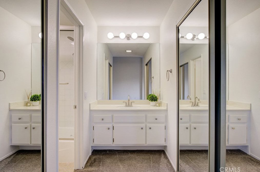 1707 Heritage Cir, Anaheim CA  92804-6553 exterior