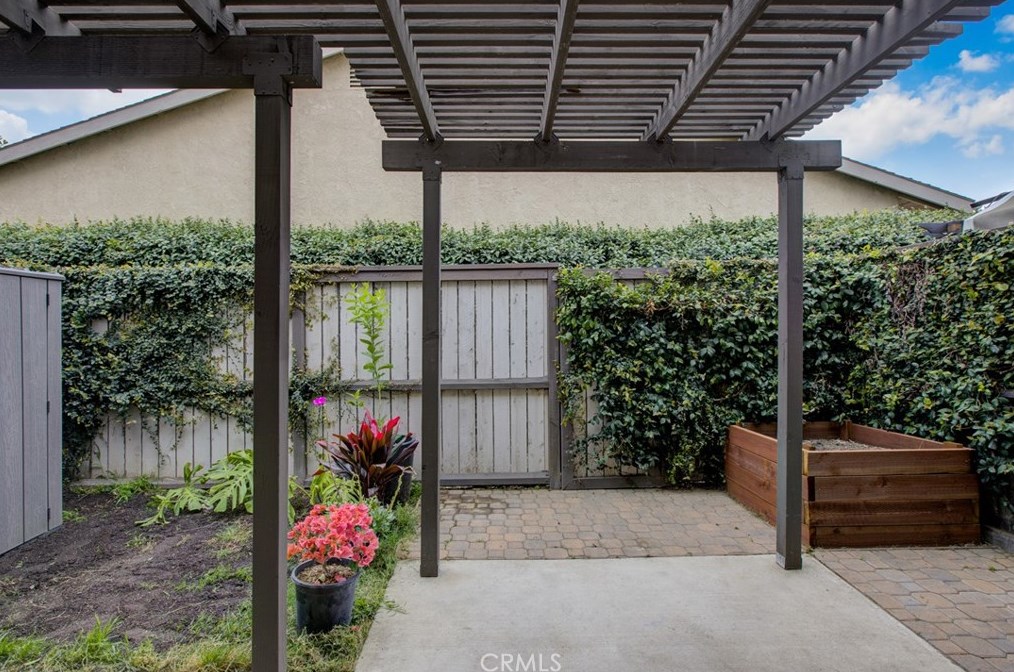 1707 Heritage Cir, Anaheim CA  92804-6553 exterior