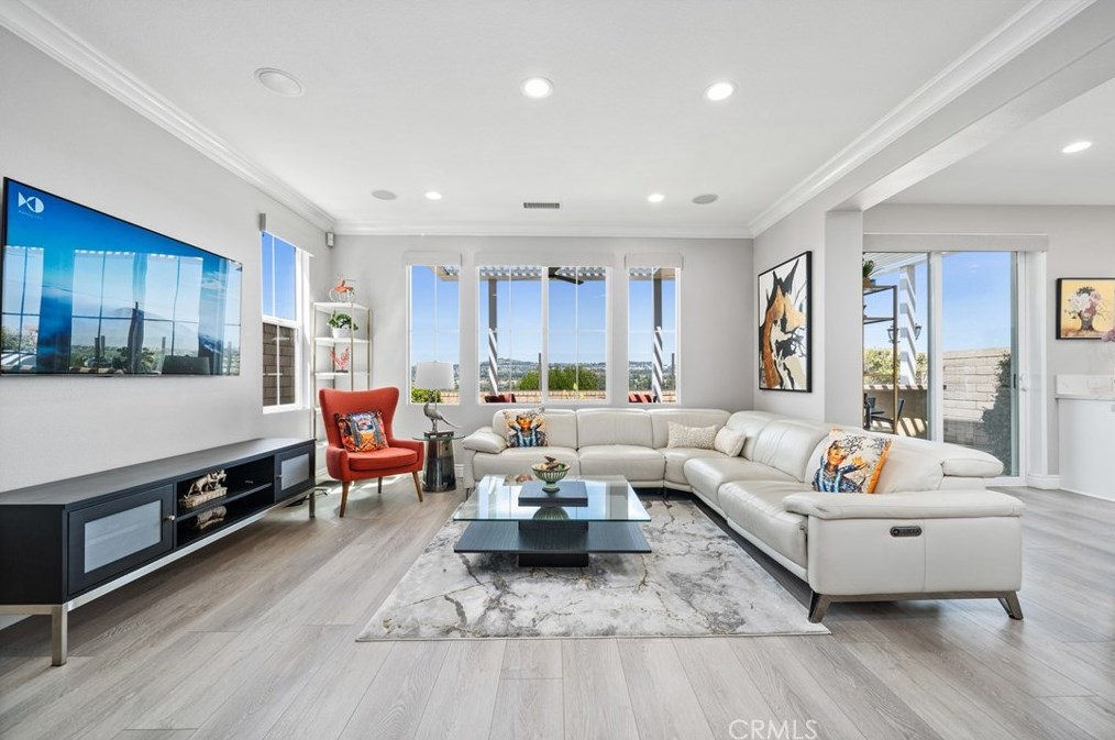 7 Bradford Ct, Laguna Beach, CA 92677-6069