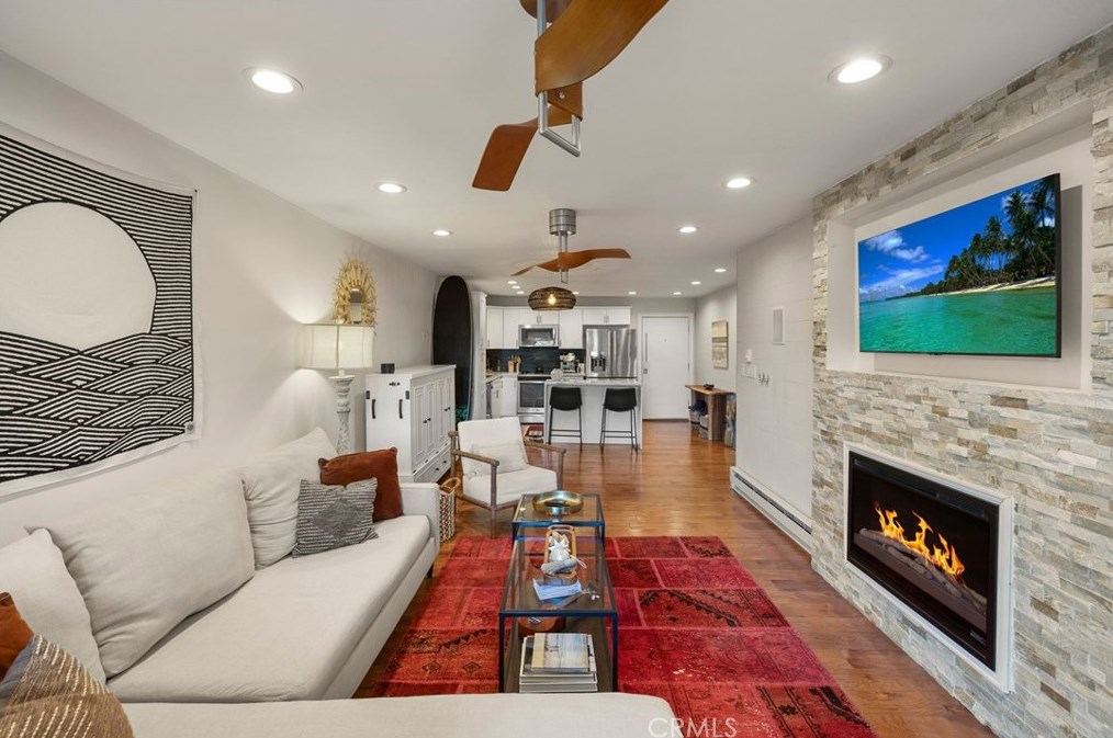 500 Cagney Ln #106, Newport Beach, CA 92663