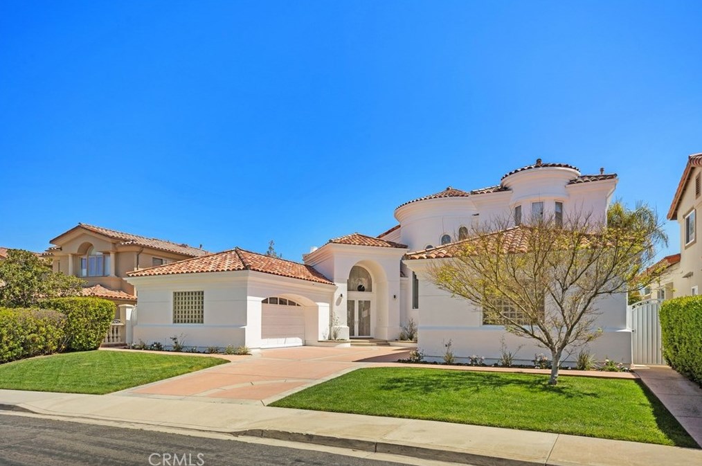 22 San Simeon, Laguna Beach, CA 92677-7950