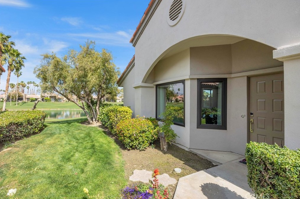 54480 Shoal Crk, La Quinta CA  92253-4767 exterior
