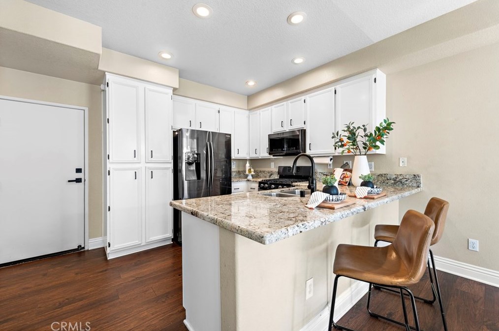 77 Tierra Montanosa, Trabuco Canyon CA  92688-3365 exterior