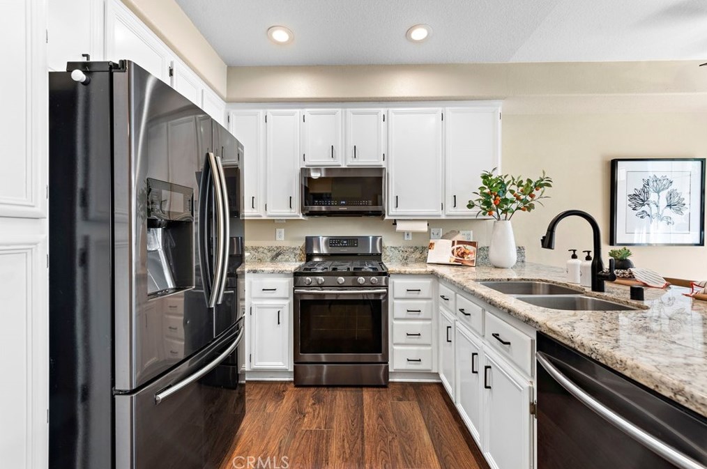 77 Tierra Montanosa, Trabuco Canyon CA  92688-3365 exterior