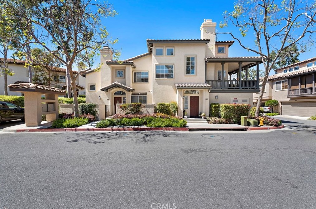 77 Tierra Montanosa, Trabuco Canyon CA  92688-3365 exterior