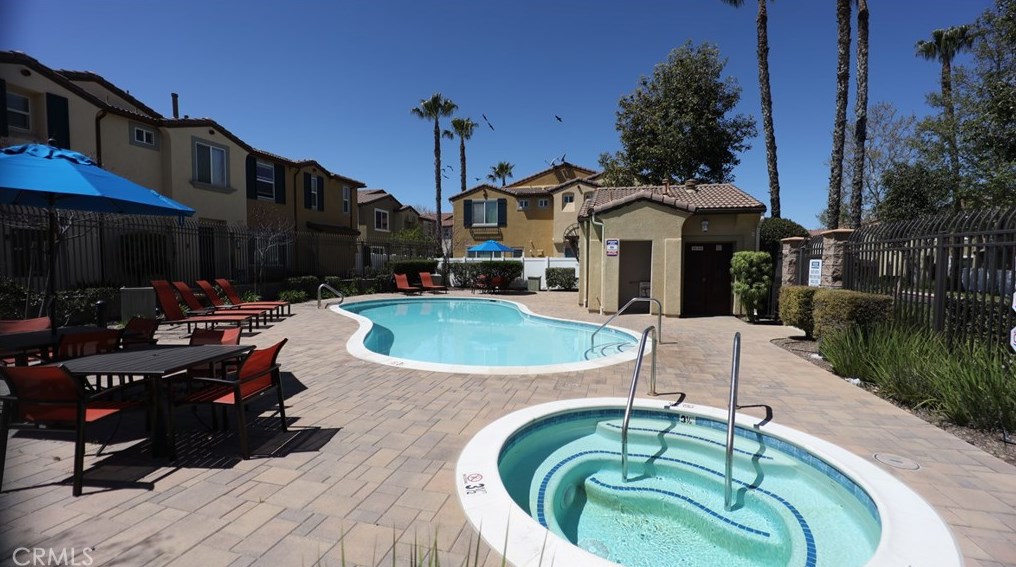 27871 Cactus Ave, Moreno Valley CA 92555-5767 exterior