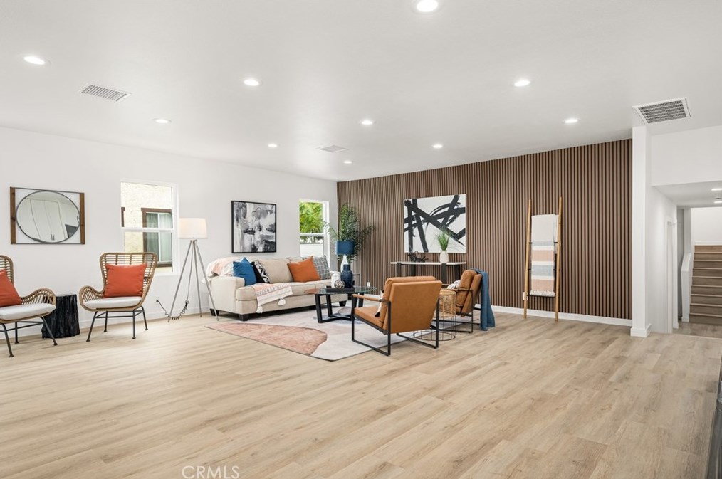 4915 7th Ave, Los Angeles CA  90043-4839 exterior