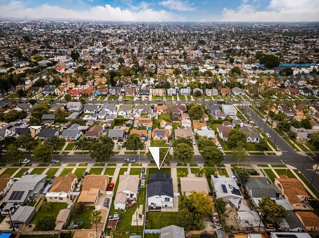 4915 7th Ave, Los Angeles CA  90043-4839 exterior
