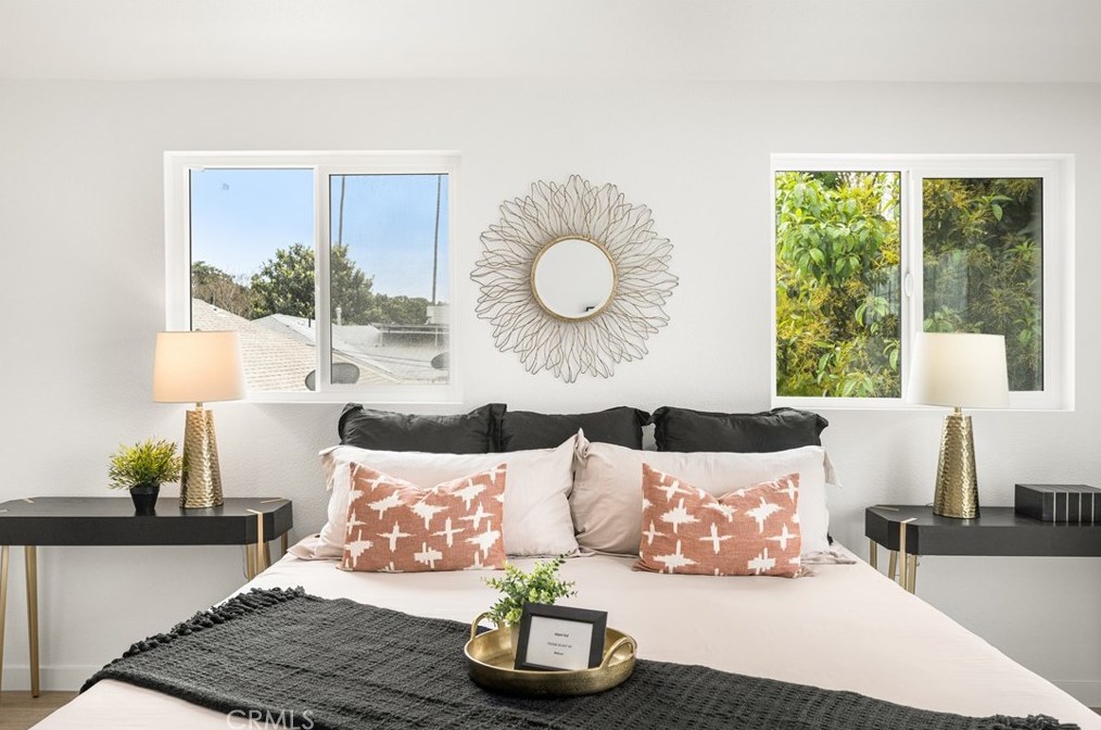 4915 7th Ave, Los Angeles CA  90043-4839 exterior