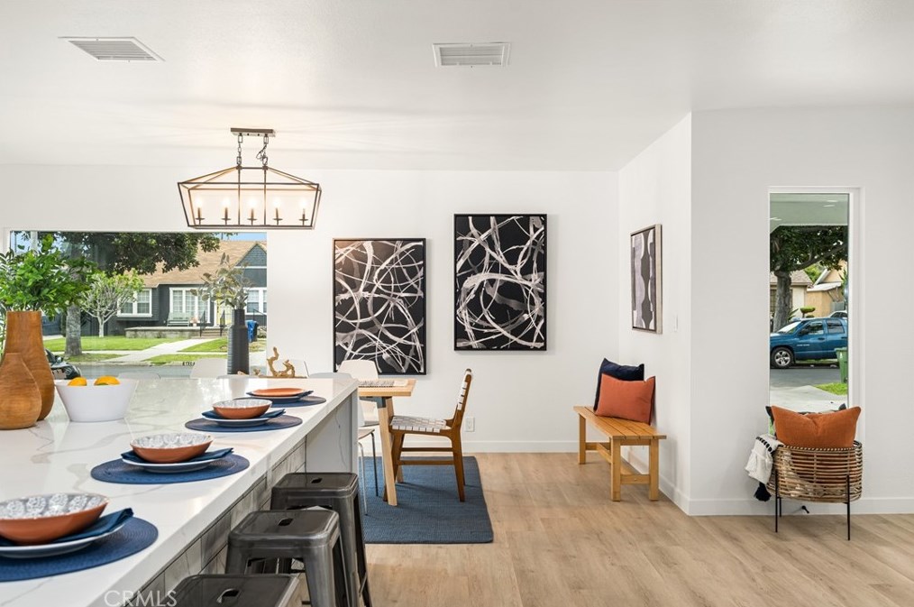 4915 7th Ave, Los Angeles CA  90043-4839 exterior