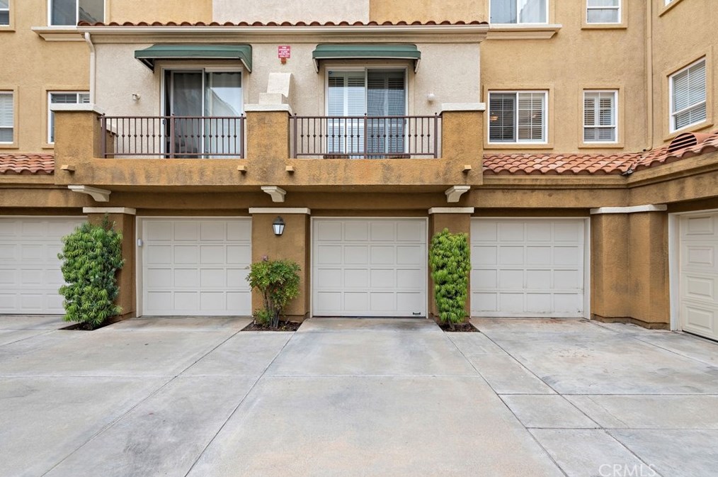 49 Via Pamplona, Trabuco Canyon, CA 92688