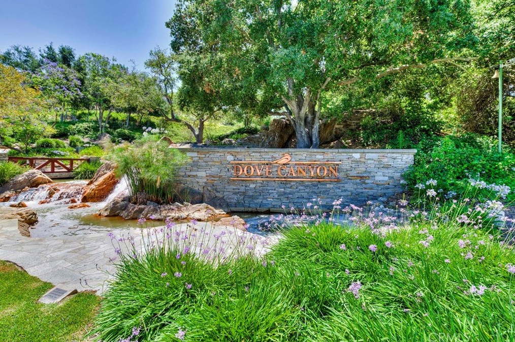 8 Sawmill, Trabuco Canyon CA  92679-4205 exterior