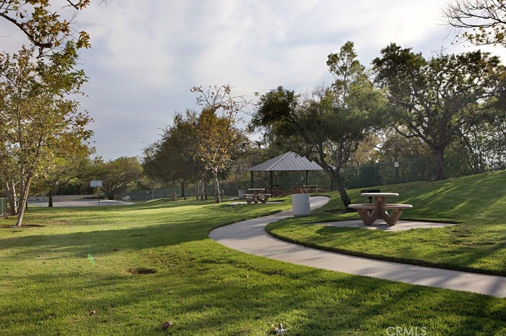 8 Sawmill, Trabuco Canyon CA  92679-4205 exterior