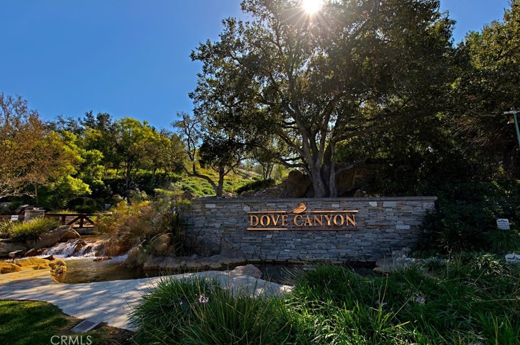 8 Sawmill, Trabuco Canyon CA  92679-4205 exterior